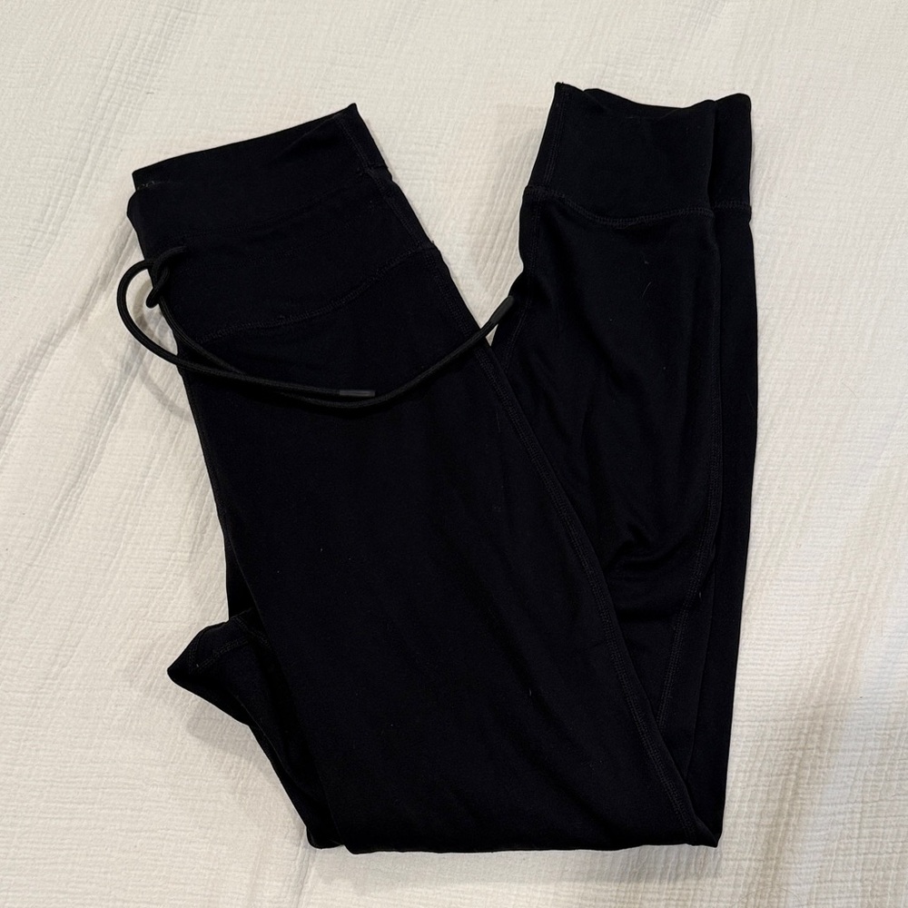 Quince Black Leggings